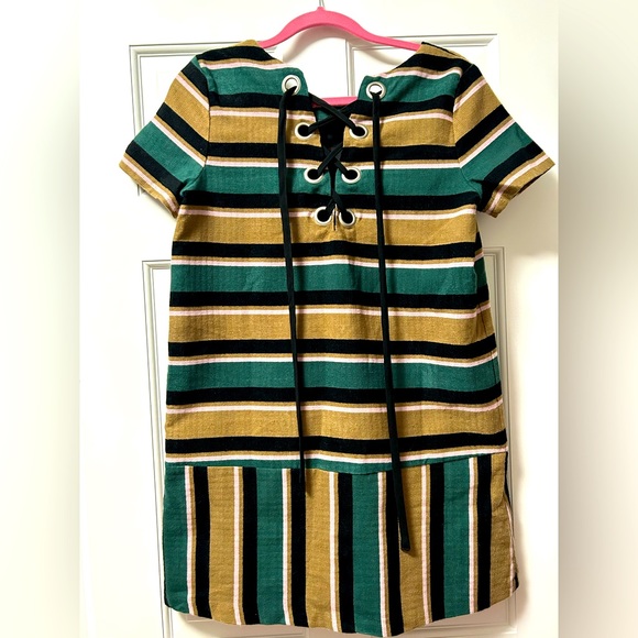 J.O.A. Striped shift dress from Anthropologie. Size medium. Green, pink, beige - Picture 2 of 4